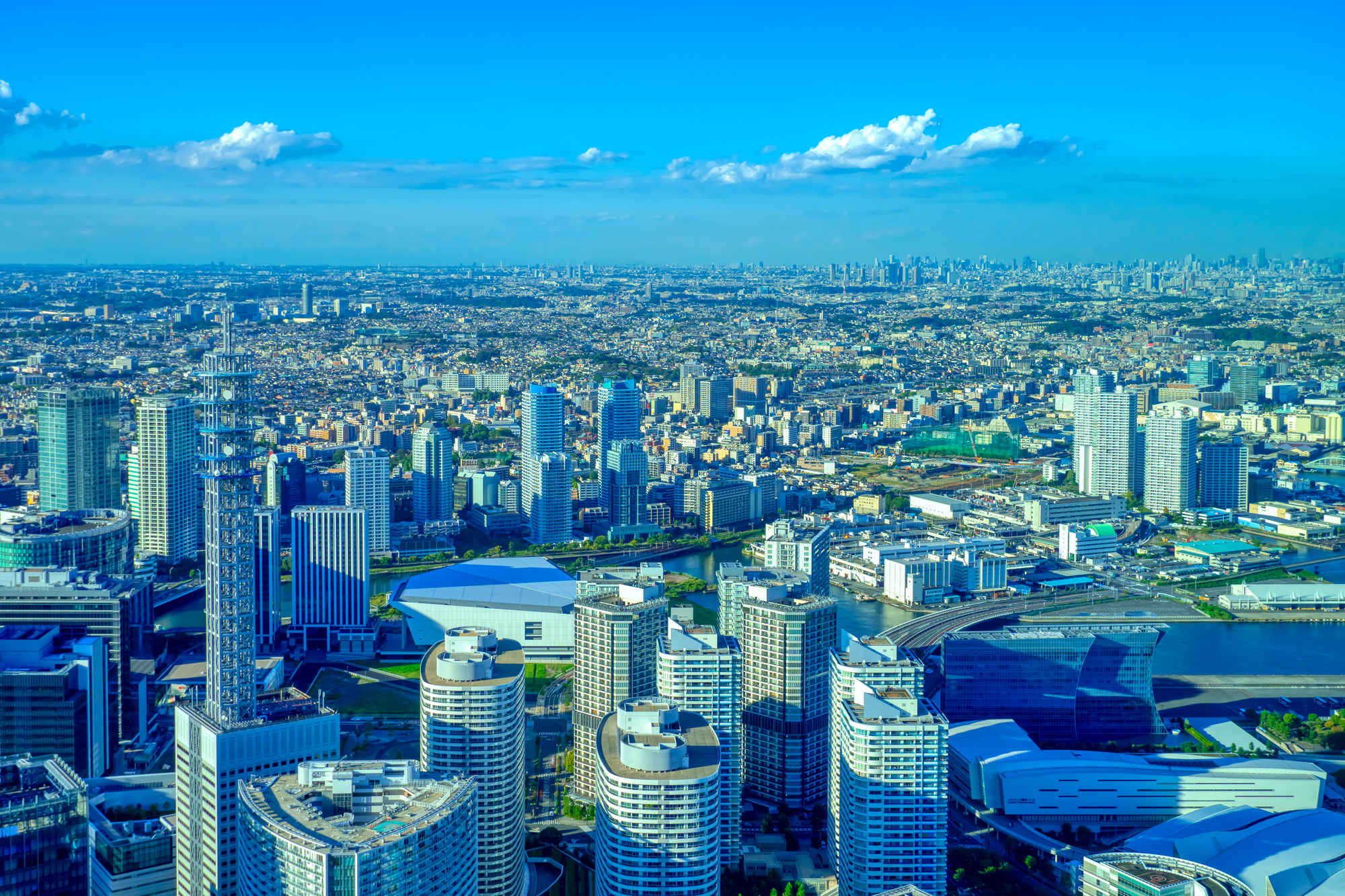 横浜・川崎の法人レンタカー完全ガイド｜マンスリーとウィークリーの賢い使い分け