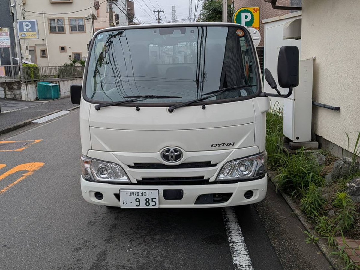 ダイナ平トラック（横浜市南区・畳業の資材運搬に活躍）｜日本レンタリース神奈川