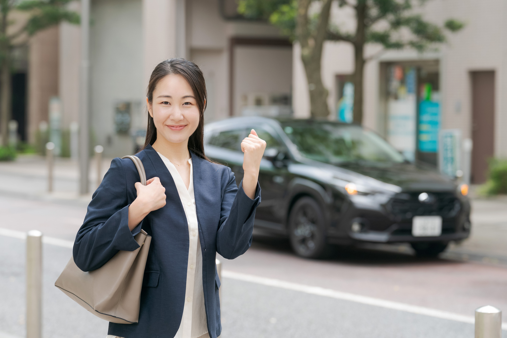 【不動産業者必見】物件案内・内見送迎に使える法人レンタカー活用術｜営業効率と経費削減を両立